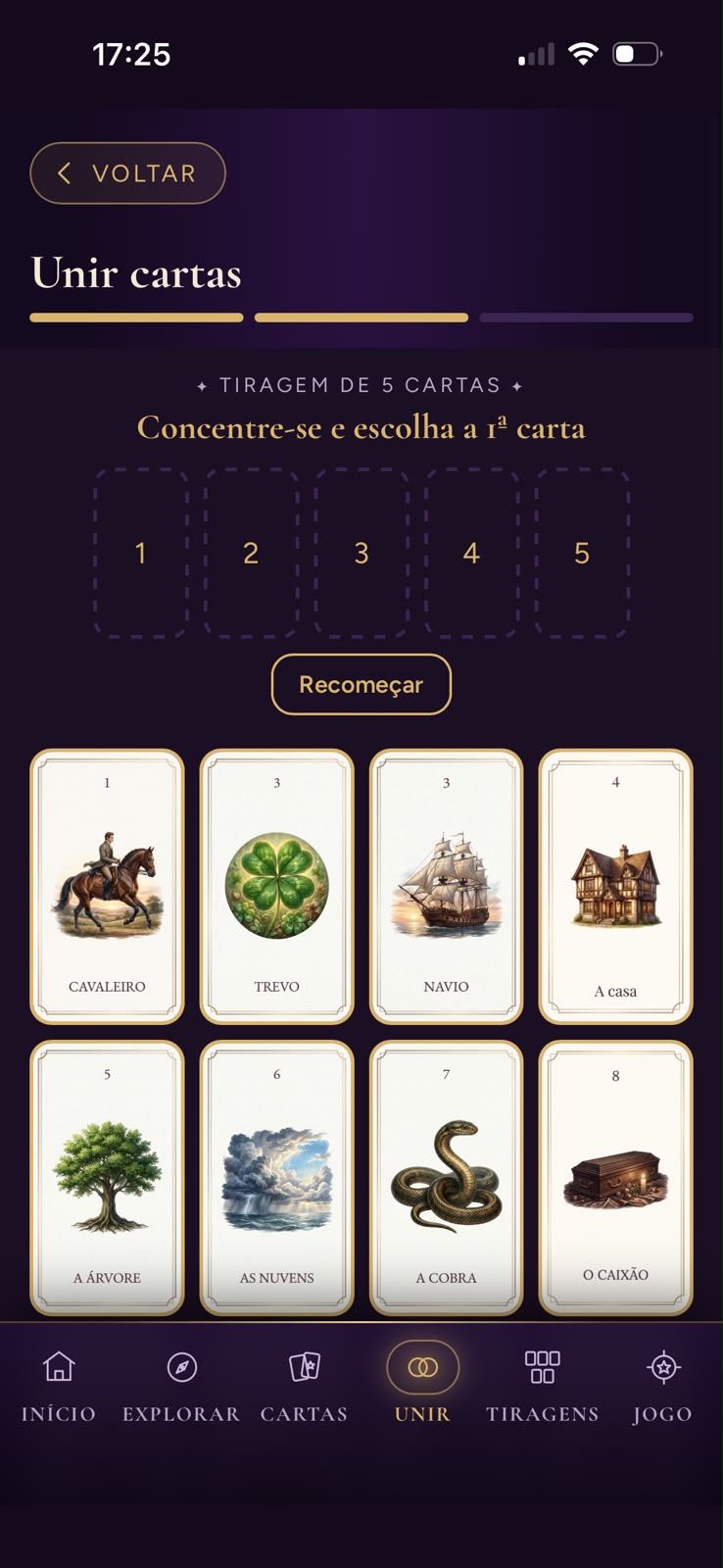Tela Unir cartas do app, com cinco espaços para a tiragem e cartas do Baralho Cigano para escolher
